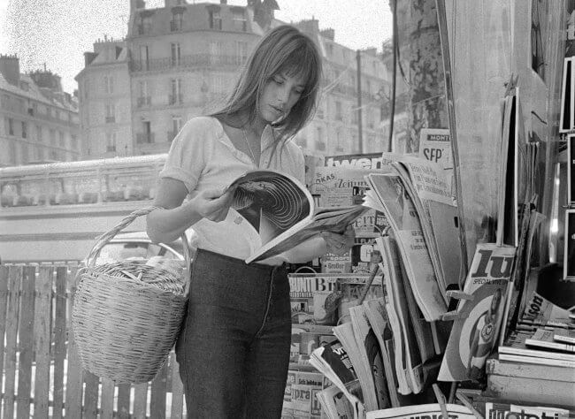 jane-birkin-with-her-wicker-basket