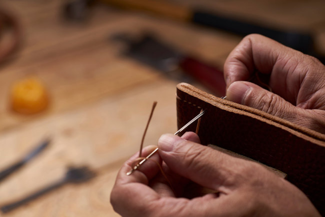 hermes-saddle-stitching-method