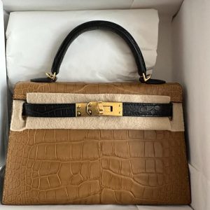Hermès Kelly Bicolor 20 Black 89, Kraft 2H Alligator Matt 2023 B