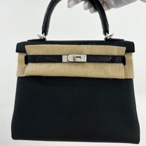 Hermès Kelly Touch 25 Black 89 Lizard, Togo 2024