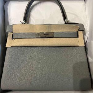 Hermès Kelly  28 Gris Mouette 4Z Togo 2024 W