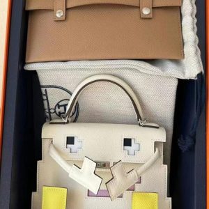 Hermès Kelly Sellier & Doll Pixel Lime 9R, Mauve Sylvestre X9, Nata I2 Epsom U
