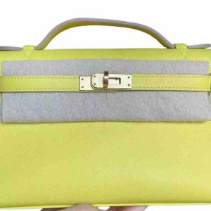 Hermès Kelly Pochette Lime 9R Swift 2019 D