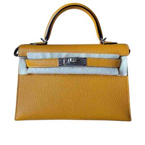 Hermès Kelly  20 Moutarde 9U Chevre Myzore 2024 W