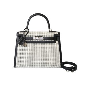Hermès Kelly Quadrille & Sellier 28 Black 89, White 01 Toile, Swift 2024 U