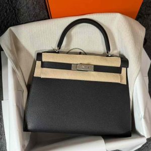 Hermès Kelly  28 Black 89 Epsom 2024 W